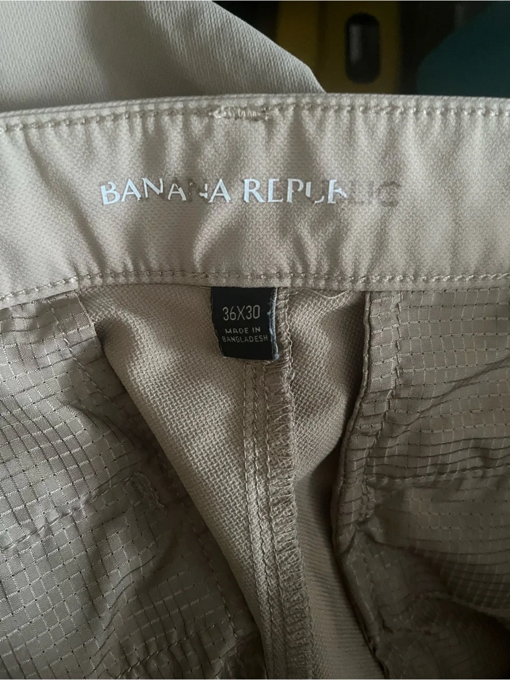 Banana Republic Mens 36 X 30 Tan Performance Hybrid Pants Slim Travel Golf